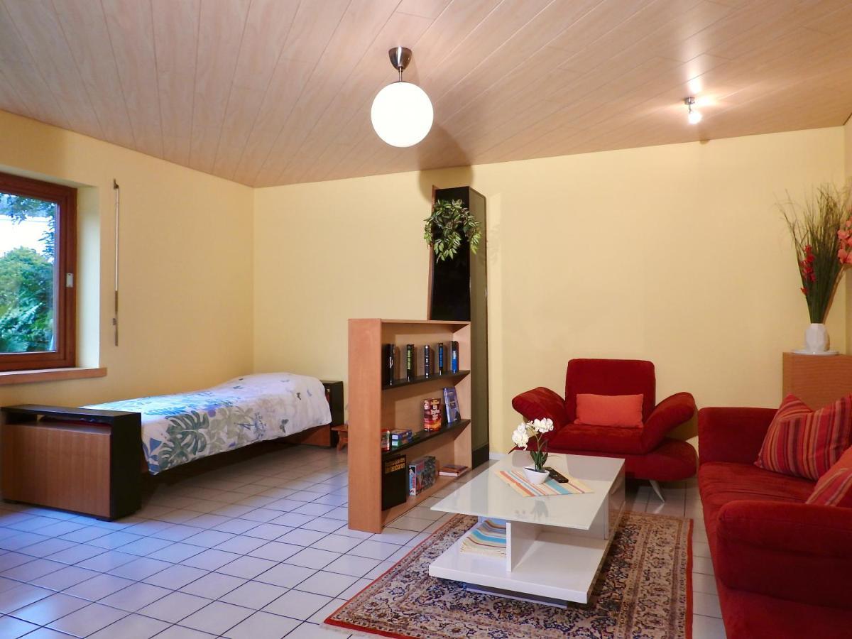 Ferienwohnung Gartenblick Remchingen Bagian luar foto